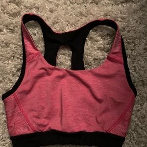 Sports bra